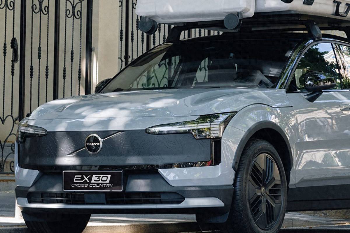 沃爾沃EX30 CC官圖，外觀很個性時尚，續(xù)航530km