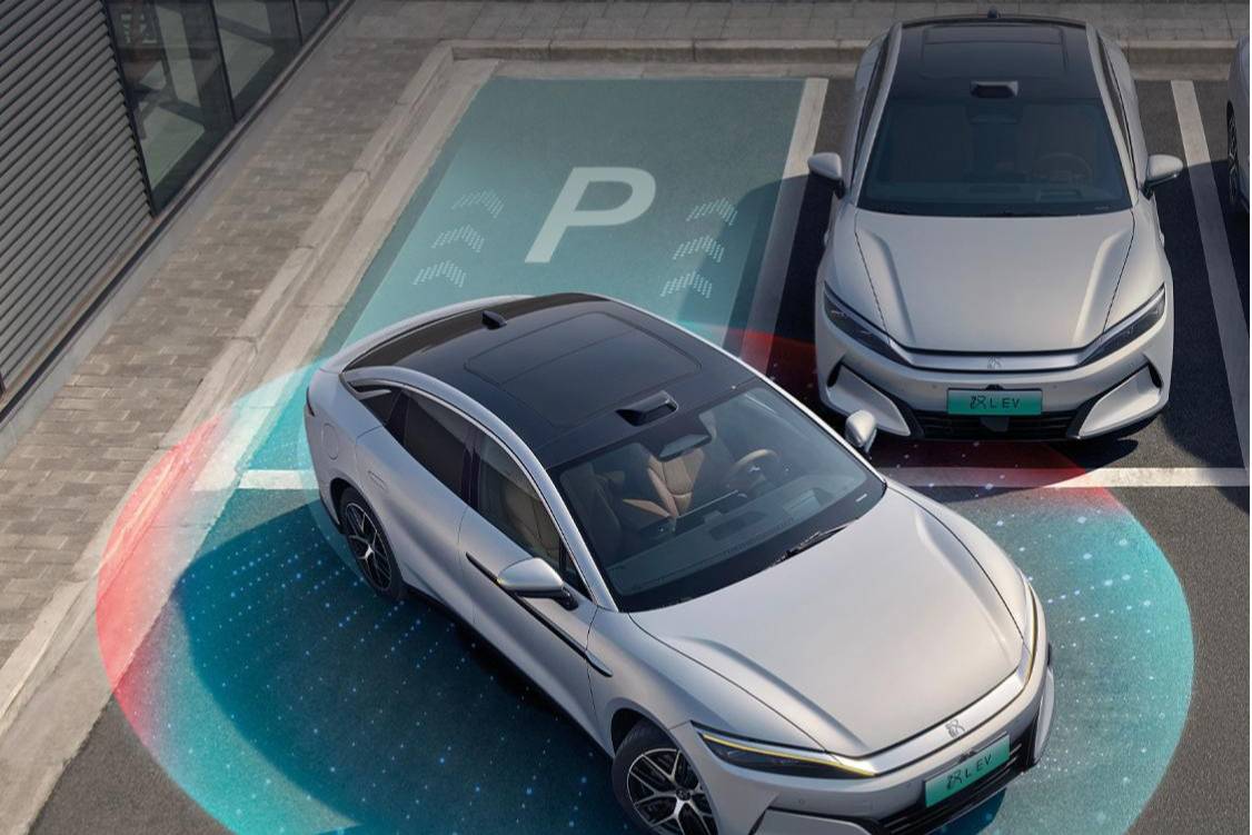 比亞迪實現媲美L4級智能泊車，并承諾全面兜底