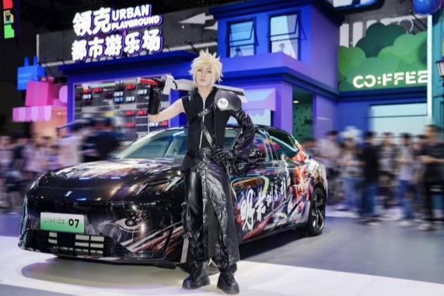 領(lǐng)克在BW 2025痛車出擊，二次元女孩直接心跳加速