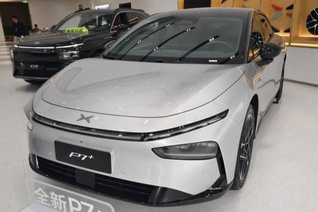 小鵬P7+陷轉向缺陷風波，車主建維權群要求車企召回