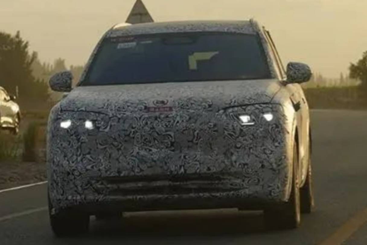 新問界新車諜照曝光，M8＋M9縫合怪？