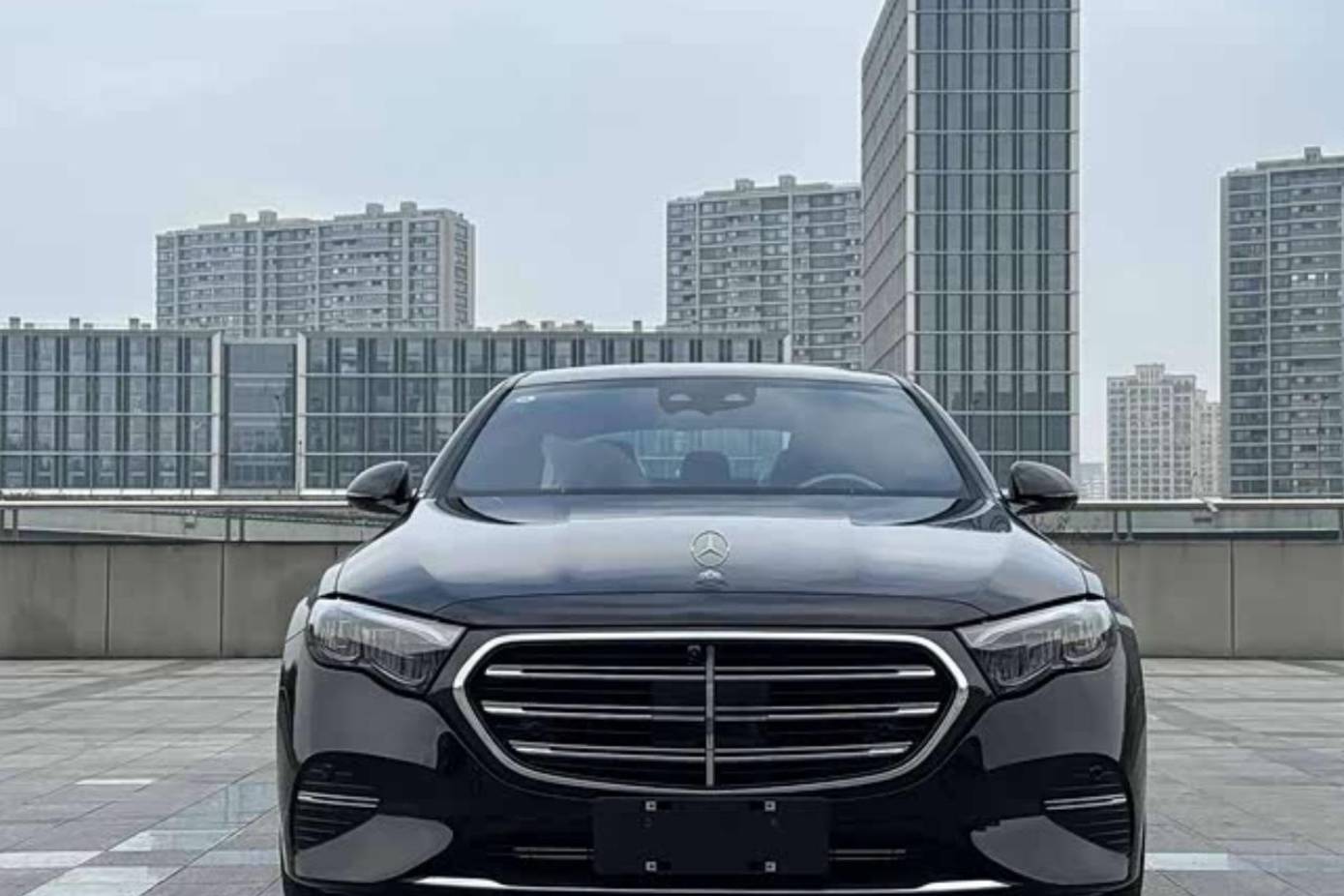 價格戰進入白熱化！E級跌至32.18萬，單月熱銷12666臺