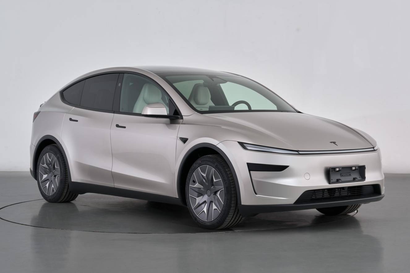 特斯拉Model Y L已上公告，六座版的體驗會如何？