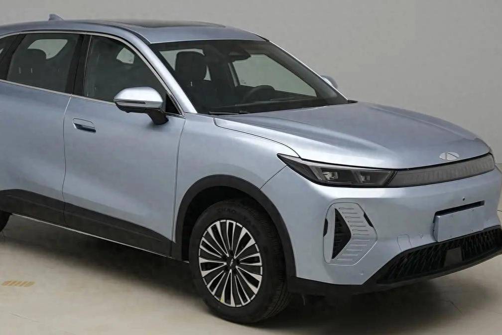 奇瑞三款新車申報圖曝光，風云T8L領銜，哪款容易火？