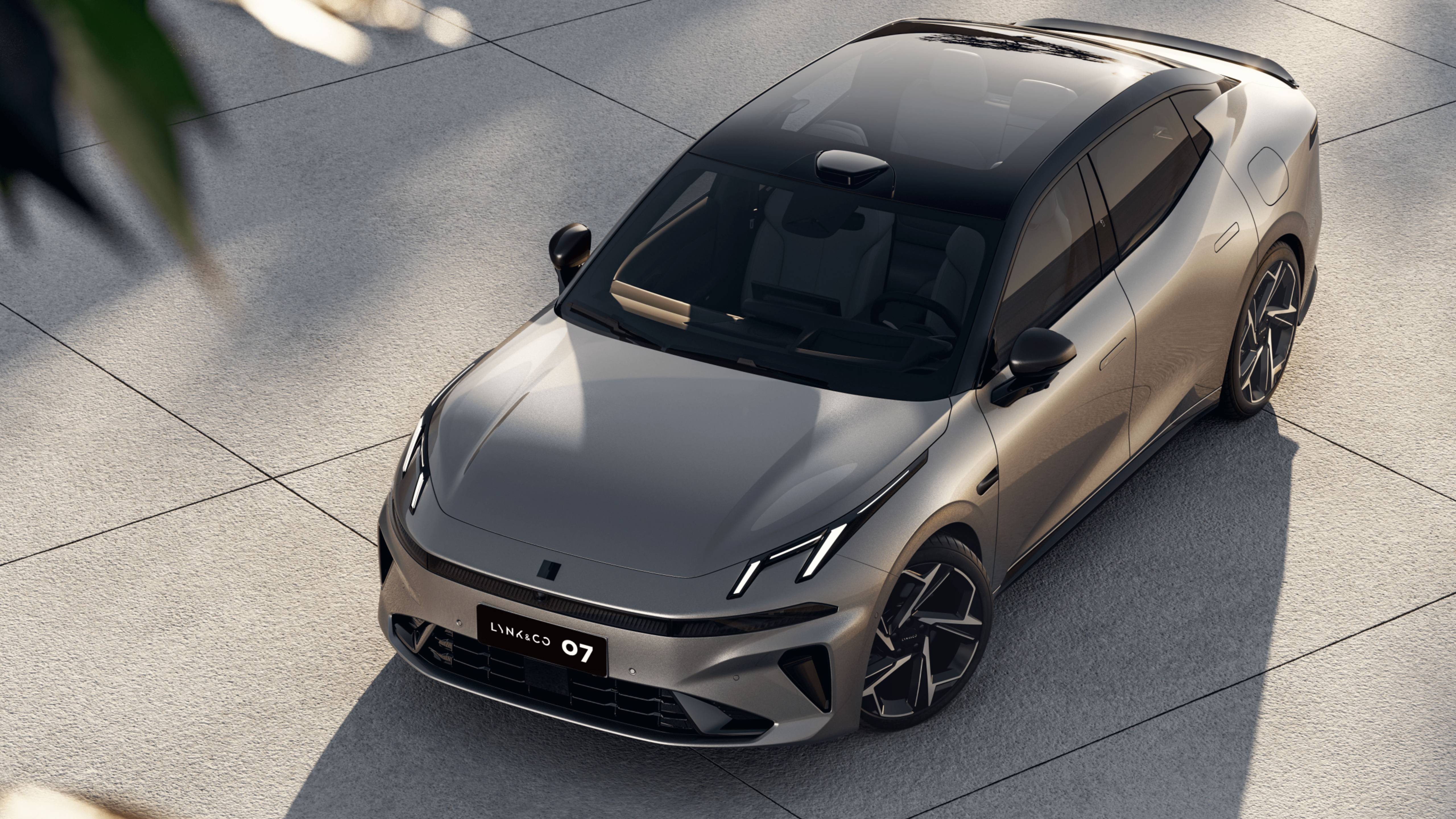 新車亮點解析，領(lǐng)克07EM-P