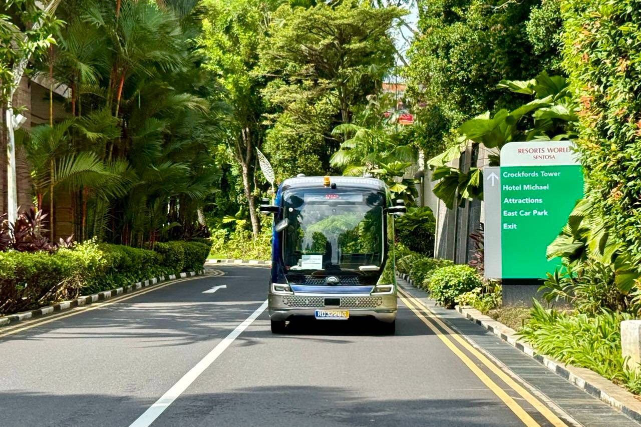 文遠知行在新加坡開啟自動駕駛小巴純無人運營