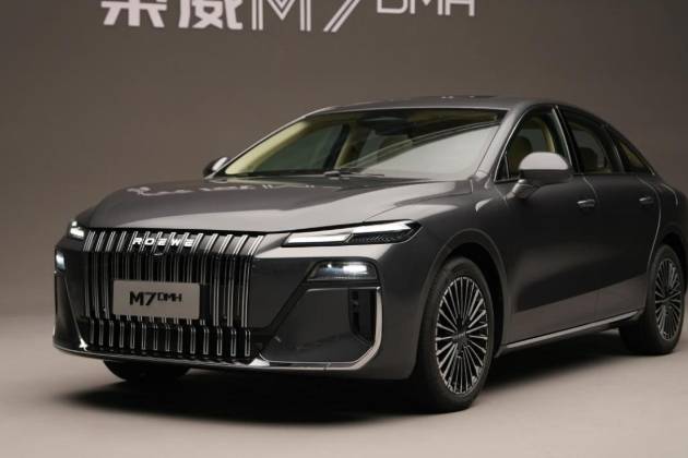明珠概念落地！榮威M7 DMH實車亮相，定位越級中大型國民車