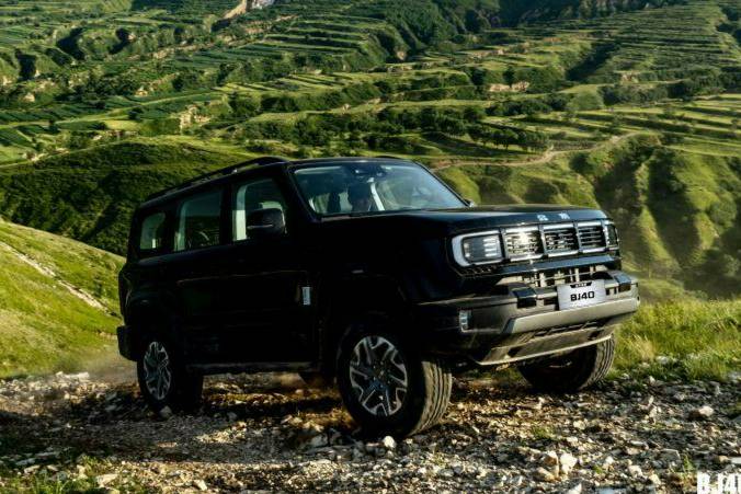 北京越野BJ40燃油上市，限时售价12.69万元起