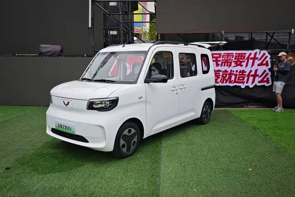 只賣5.78萬元，一公里成本幾分錢，五菱致富神車來了