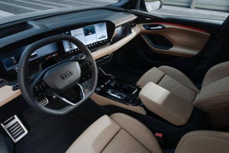 奧迪Q6L e-tron：續(xù)航765km的科技杰作