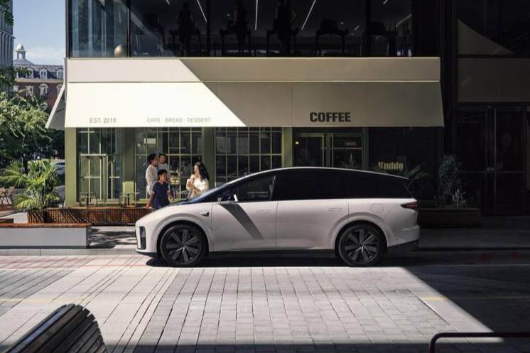 理想汽車首款純電SUV理想i8正式發(fā)布