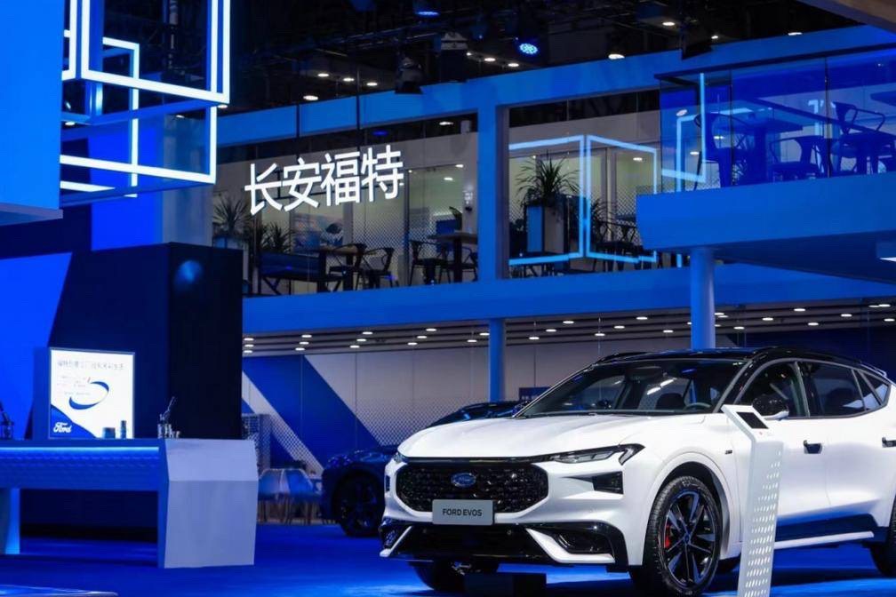 長安福特銷量持續(xù)走低,艾小明“非汽車背景”遭詬病