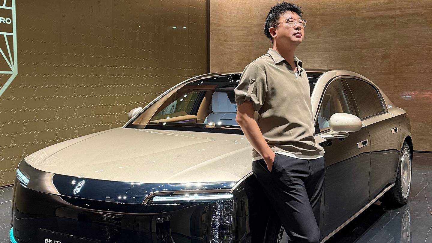 探店丨尊界S800，「黄金时代」国产顶奢