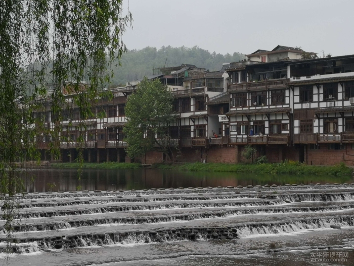 探访夹关古镇风土民情一