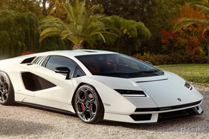 Lamborghiniหุ่นยนต์สูงสุดในงานมอเตอร์โชว์กรุงเทพฯ 2024 : Countach LPI 800-4 ภาพที่ตามาก