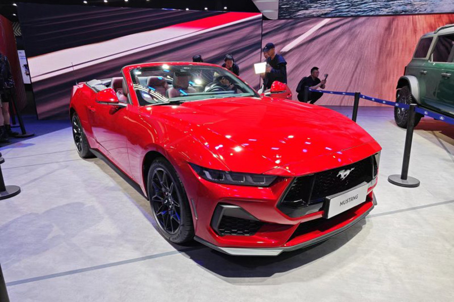 2024 กทม.การแสดงรถ: รุ่นใหม่ Ford Mustang รถคันเปิด