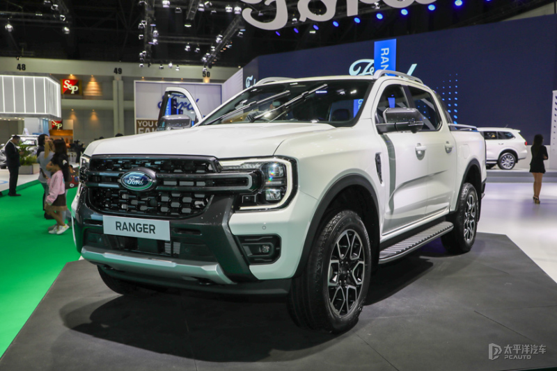 The Ford Ranger, renowned for its performance, durability, and versatility, features a bold exterior design, spacious interior with advanced tech, and various powertrain options to suit diverse needs.