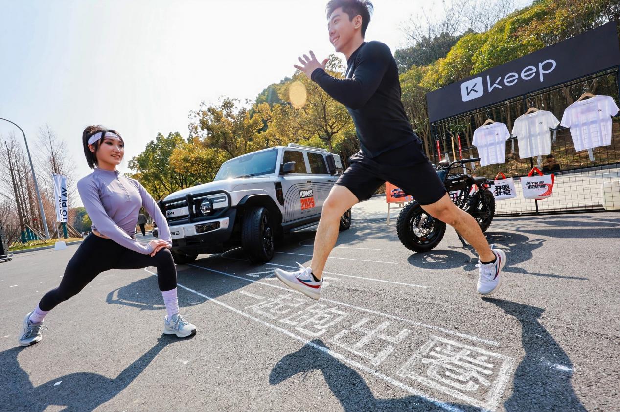 奇瑞跑得远，新秀iCAR跑得快