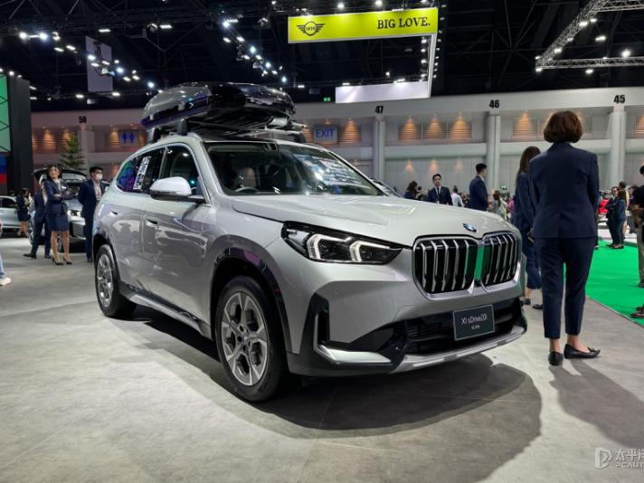 รุ่นพื้นฐานก็หรูหราด้วย BMW X1 มีราคาตั้งแต่ 2,409,000 บาทในไทย