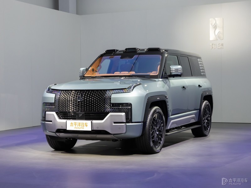 BYD Yangwang U8: SUV ระดับไฮเอนด์ของจีน ราคาตั้งแต่ 5,580,000 บาท