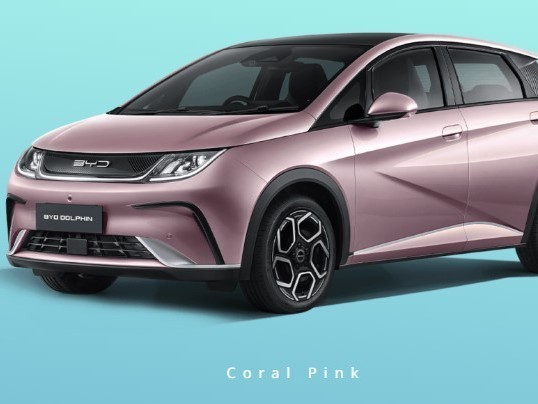 BYD Dolphin มีทั้งหมดให้เลือก 7 สี รุ่น Extended มีสี Coral Pink สุดพิเศษ!