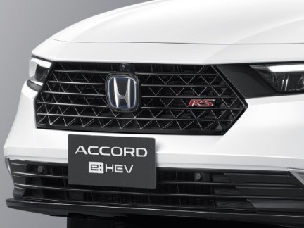 Honda Accord รุ่นไฮบริดน่าสนใจไหม? อัตราการใช้เชื้อเพลิง 4.46 ลิตร/100 กม. รับประกันแบตเตอรี่ 10 ปี