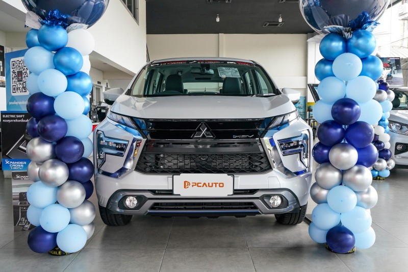 "Mitsubishi Xpander เปรียบเทียบกับ Toyota Veloz, MPV ยอดนิยมคนไหนแรงกว่า?"