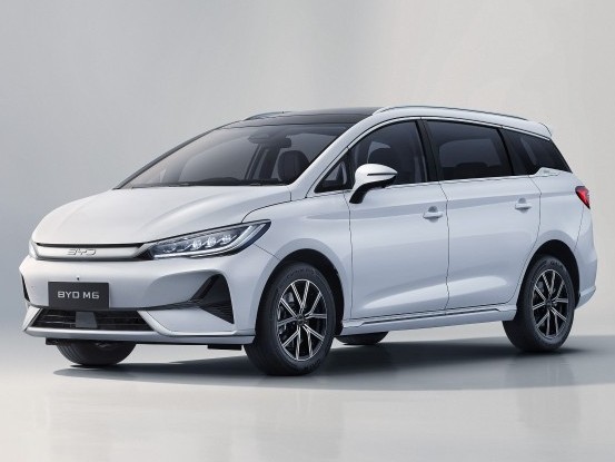 BYD M6: Spacious MPV for Comfortable Family Journeys