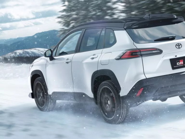 2025 Toyota Corolla Cross GR Sport วางจำหน่ายในญี่ปุ่น มีเฉพาะรุ่น Hybrid
