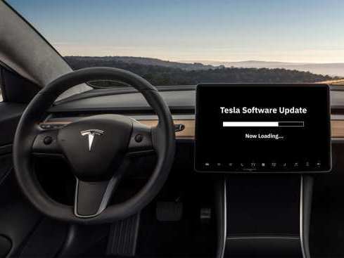 Tesla เพิ่มฟีเจอร์ตรวจจับการปล่อยเด็กสายใหม่ ผ่านเรดาร์คลื่นมิลลิเมตรภายในรถ