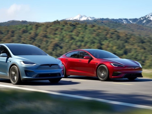 Model S และ Model X ได้รับการอัปเดตในที่สุด มาพร้อมฟีเจอร์ใหม่และระยะทางการขับขี่ที่ยาวนานขึ้น