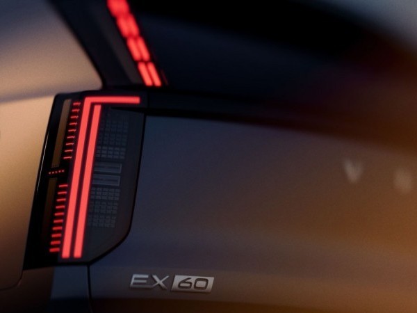 Volvo เปิดตัวตัวอย่าง EX60 พร้อมระบบไฟฟ้าแรงดันสูง 800 โวลต์ ระยะทางมากกว่า 600 กิโลเมตร