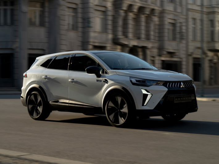 Mitsubishi เปิดตัว Grandis SUV ขนาดกะทัดรัดในยุโรป พร้อมเครื่องยนต์ไฮบริด 1.8L
