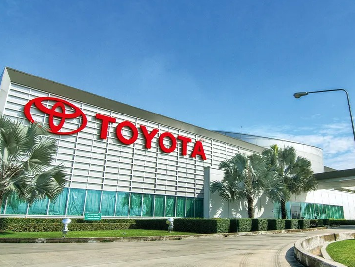 Toyota เตรียมเปิดตัว 3 รุ่นใหม่ครึ่งปีหลัง รับมือยอดขายซบในตลาดรถยนต์