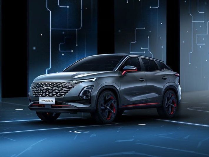 Chery Omoda 5 Interior Design Unveiled: A Tech Cockpit for the Young Generation