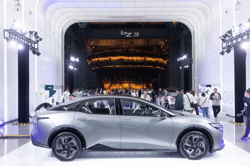 丰田bZ3于上海车展前上市 起售价16.98万 五种选装方案