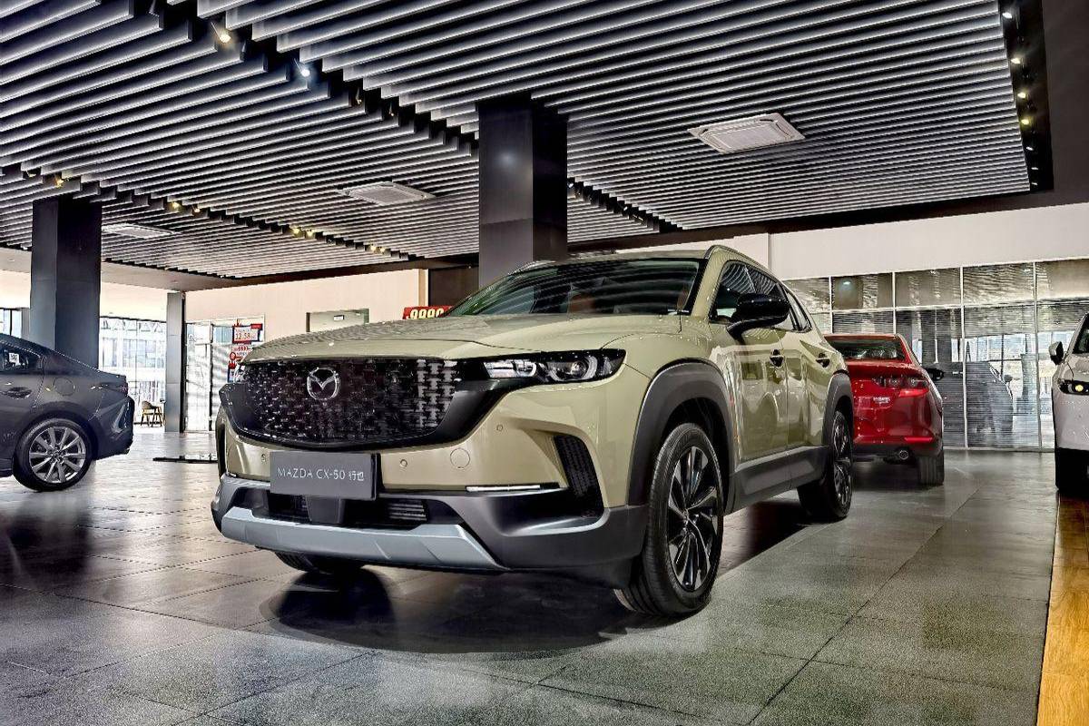 15万预算买2.5L合资SUV？探店马自达CX-50