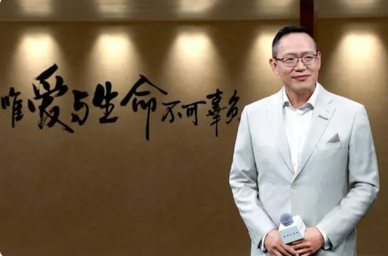 沃尔沃袁小林：坚守标准，于车市浪潮中探寻稳健发展之道
