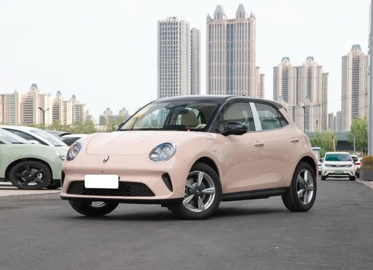 2025款好猫预售8.98万起 升级14.6英寸屏+遥控泊车